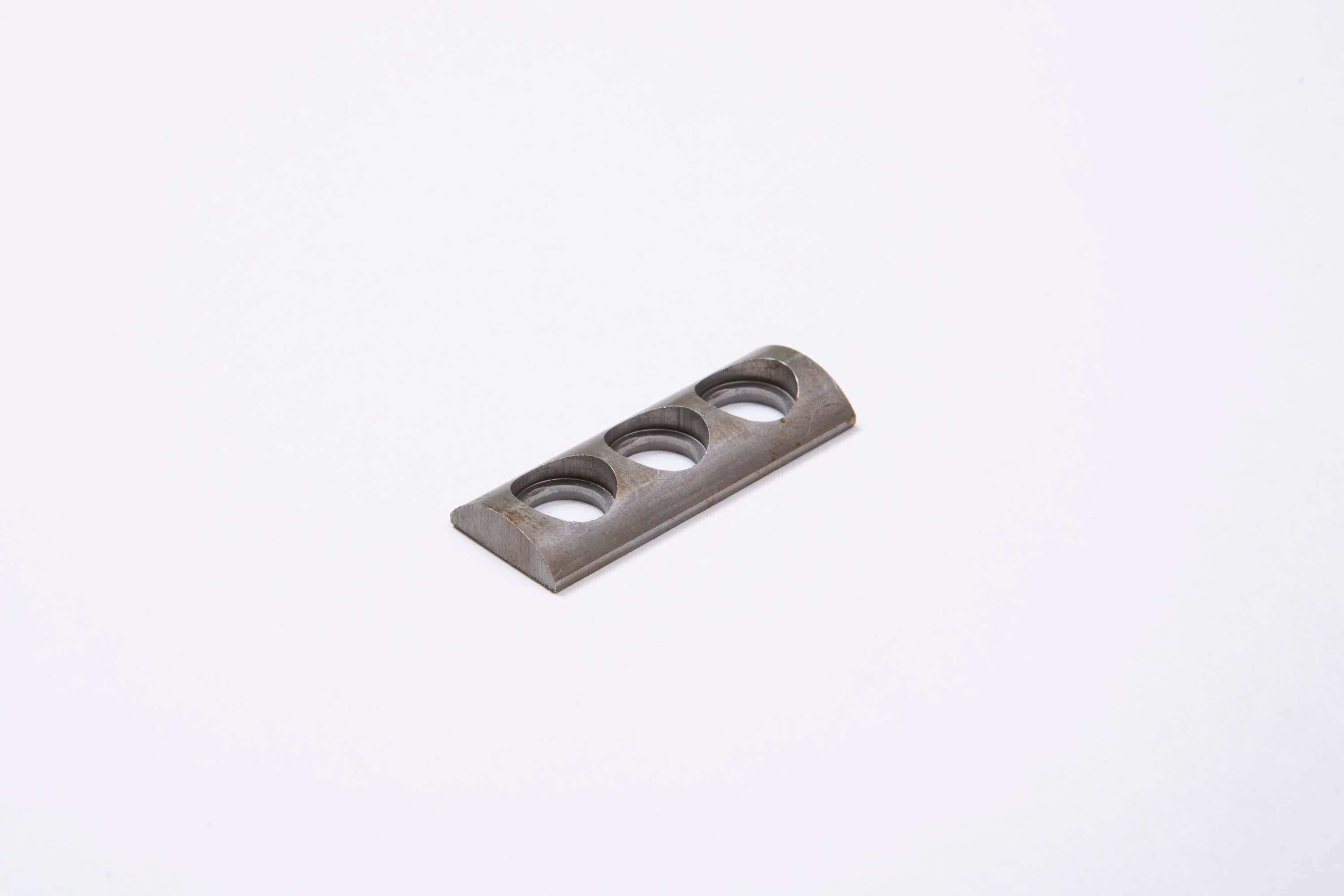 金属プレス加工製品24