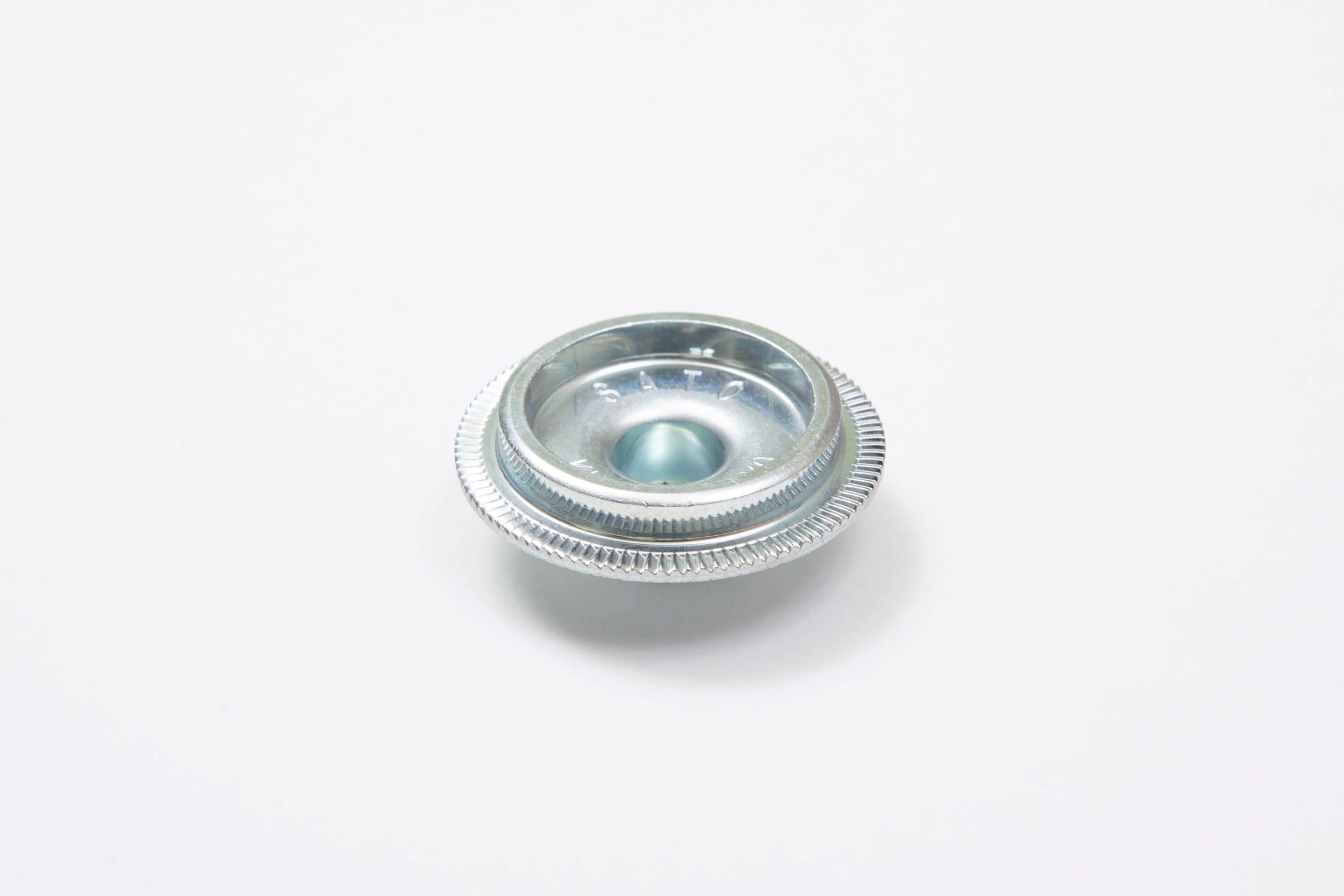 金属プレス加工製品6